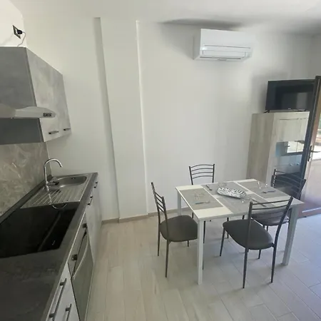 아파트 Casale Gabriella Accogliente E Moderno 카폴리베리